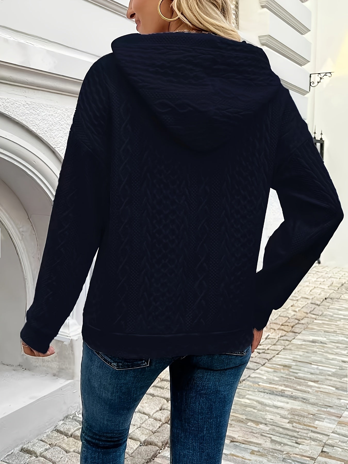 W&N™ |Sweater with cable texture