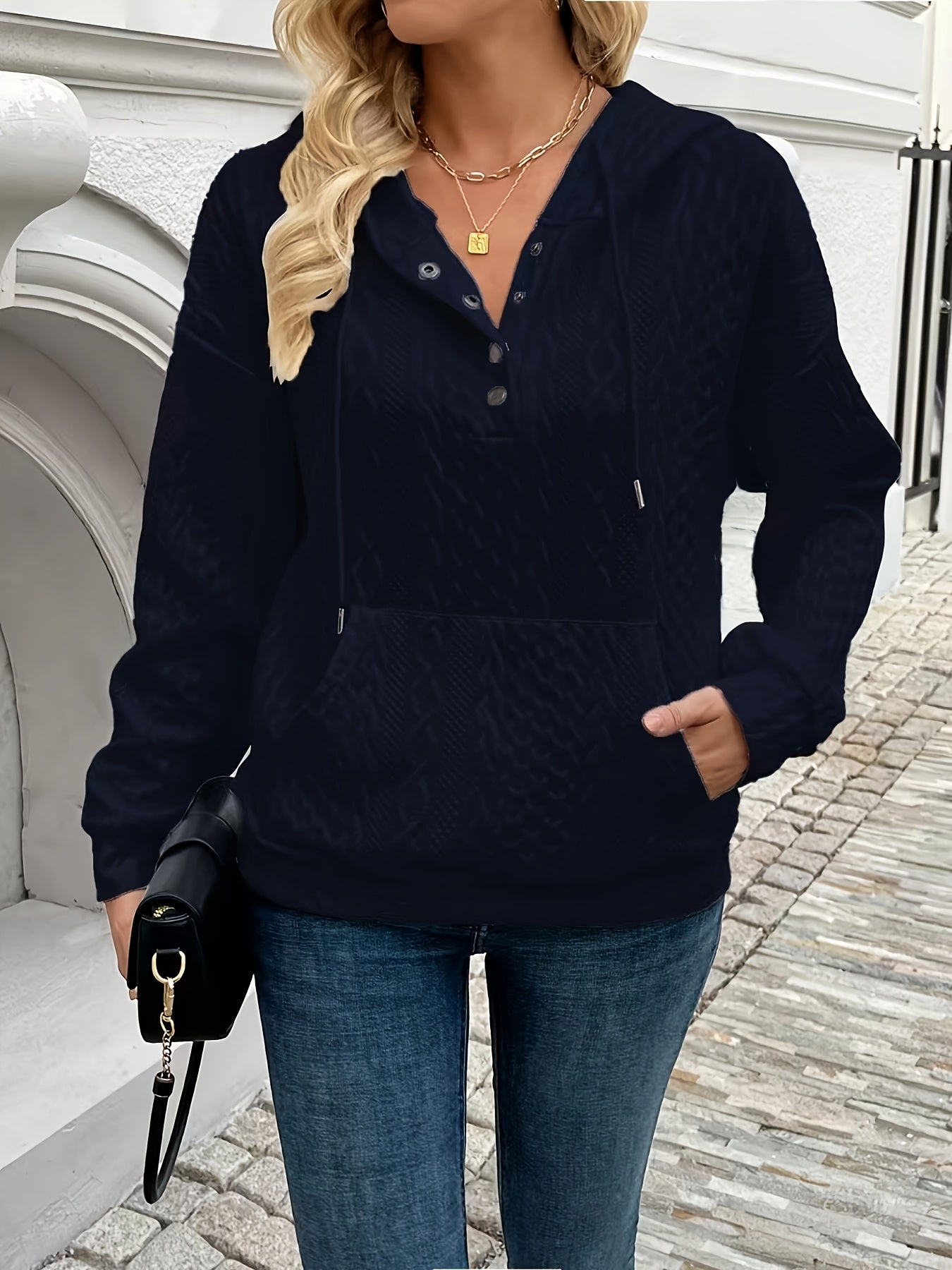 W&N™ |Sweater with cable texture