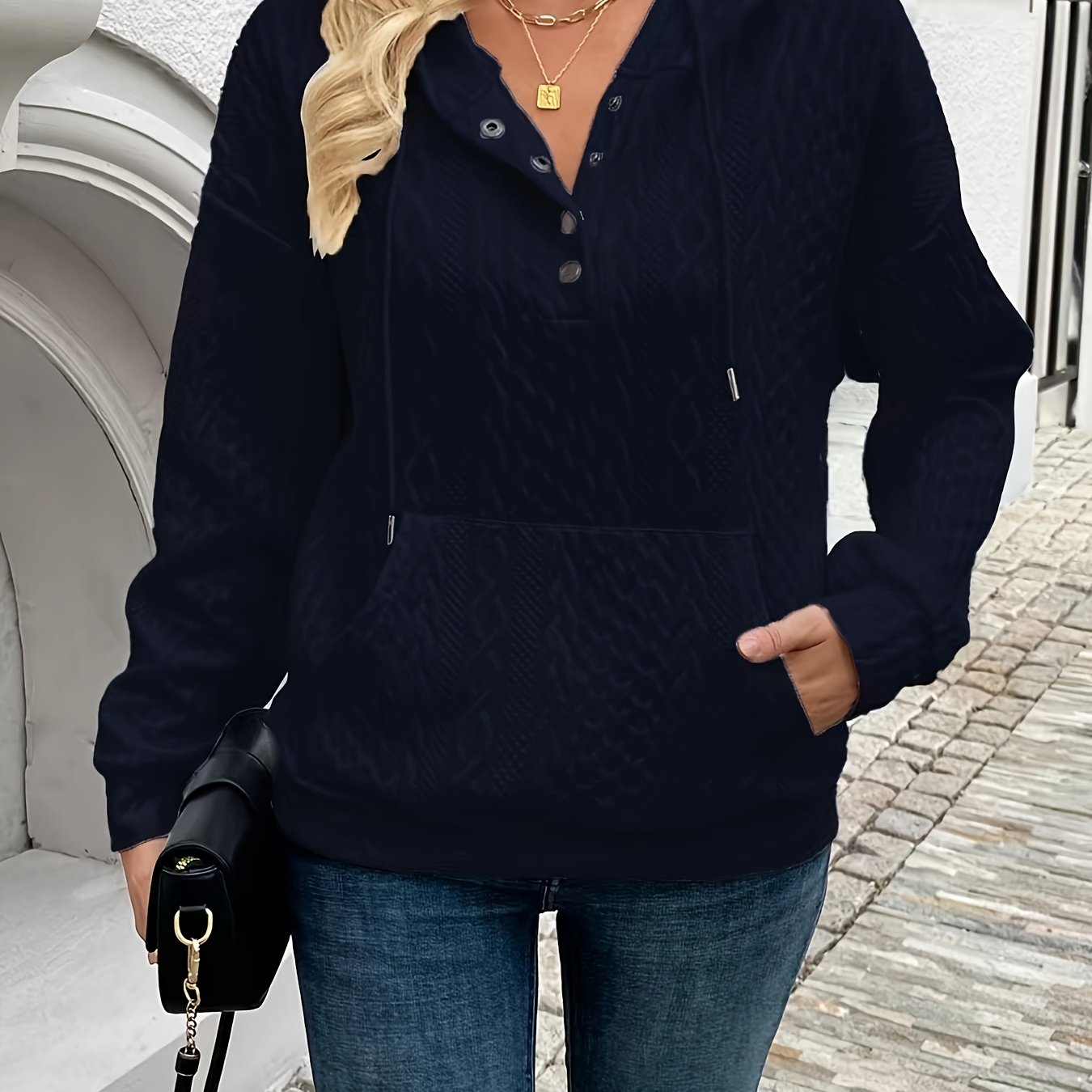 W&N™ |Sweater with cable texture