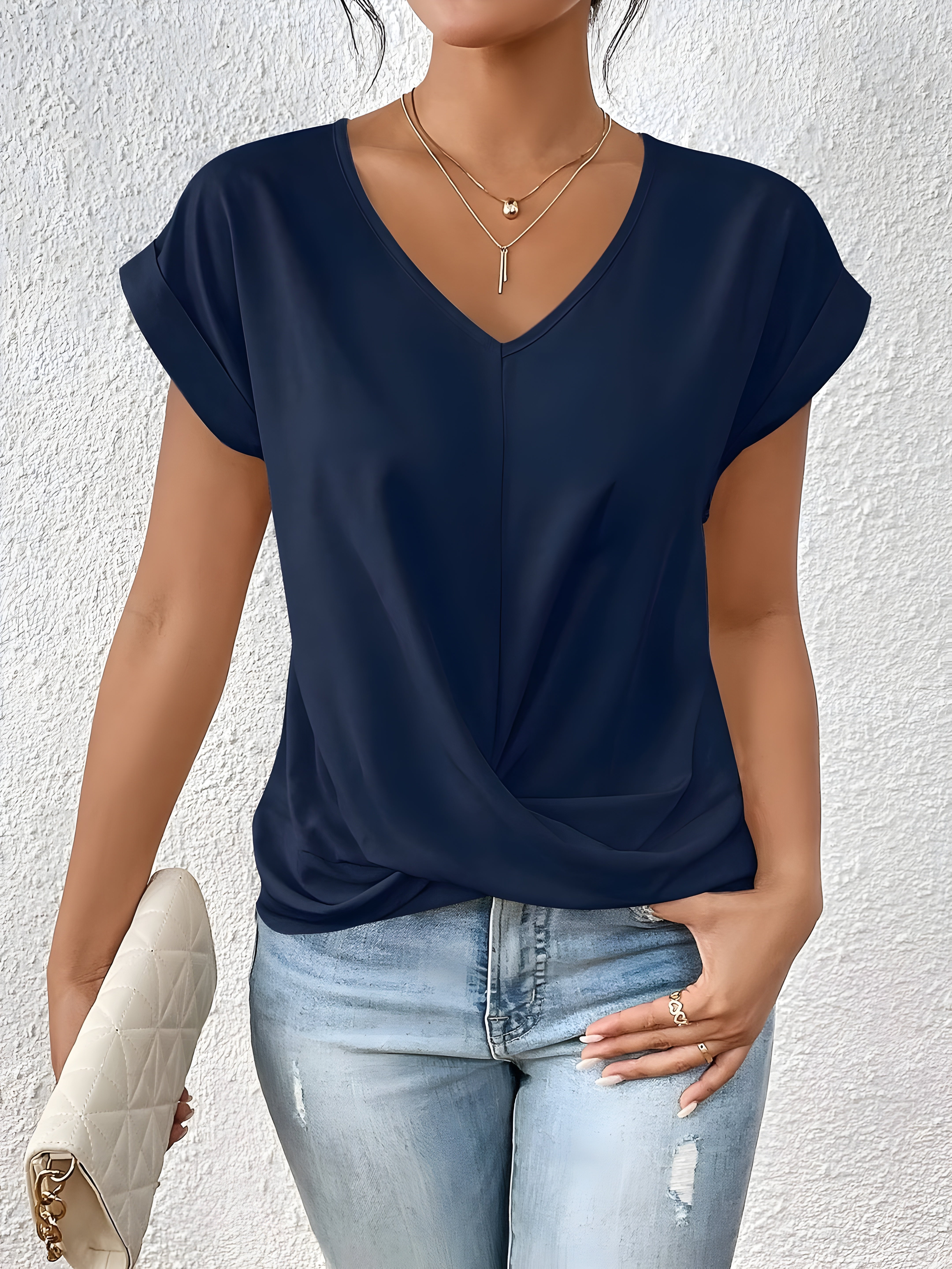 W&N™ | V-Hals Twist Front Top